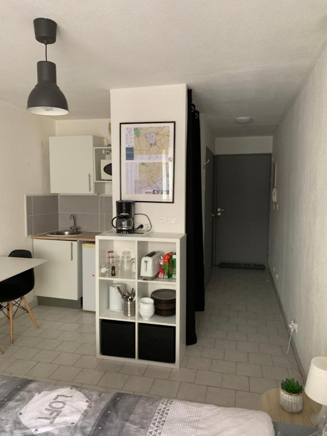Nimes Studio Parking Dhuoda Exteriér fotografie