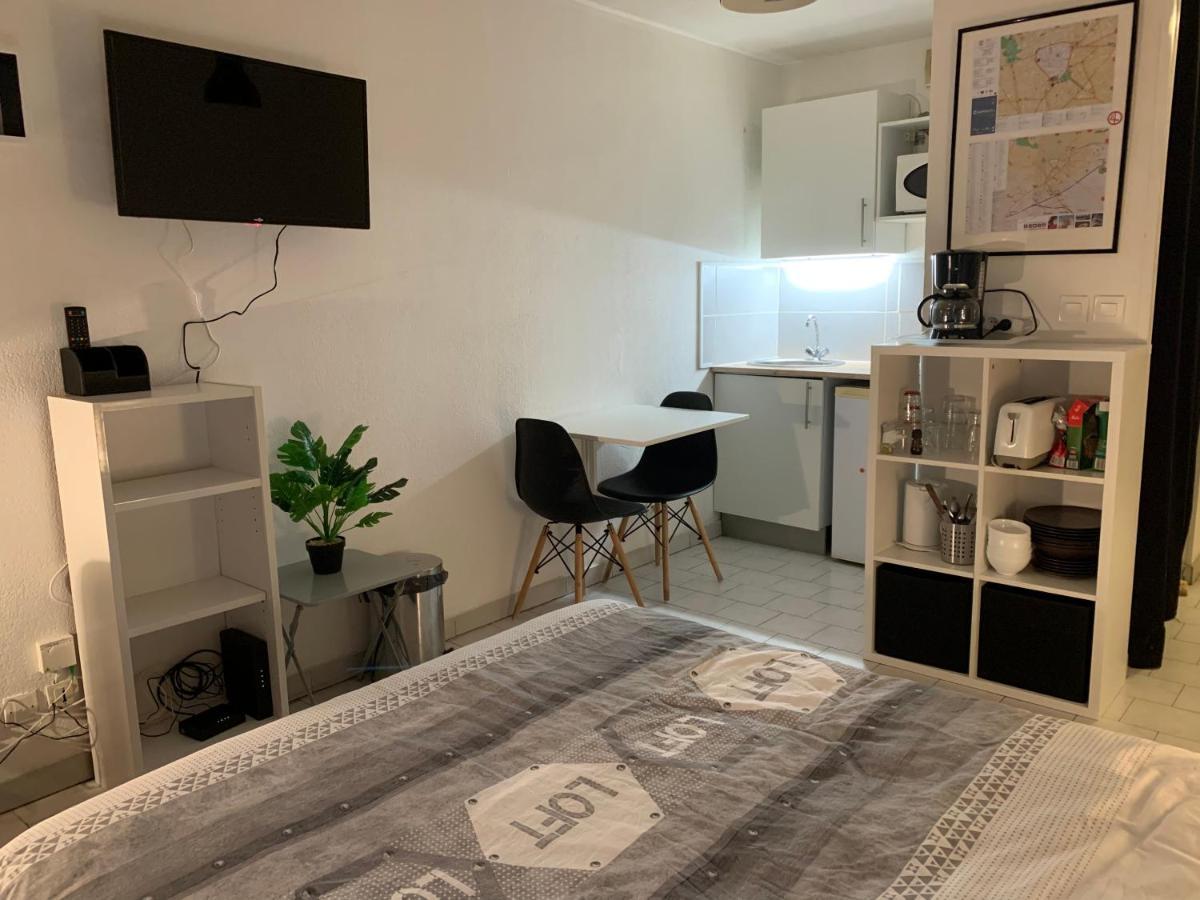 Nimes Studio Parking Dhuoda Exteriér fotografie